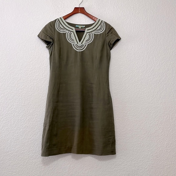 Boden Dresses & Skirts - Boden Embroidered Linen Tunic Sheath Dress